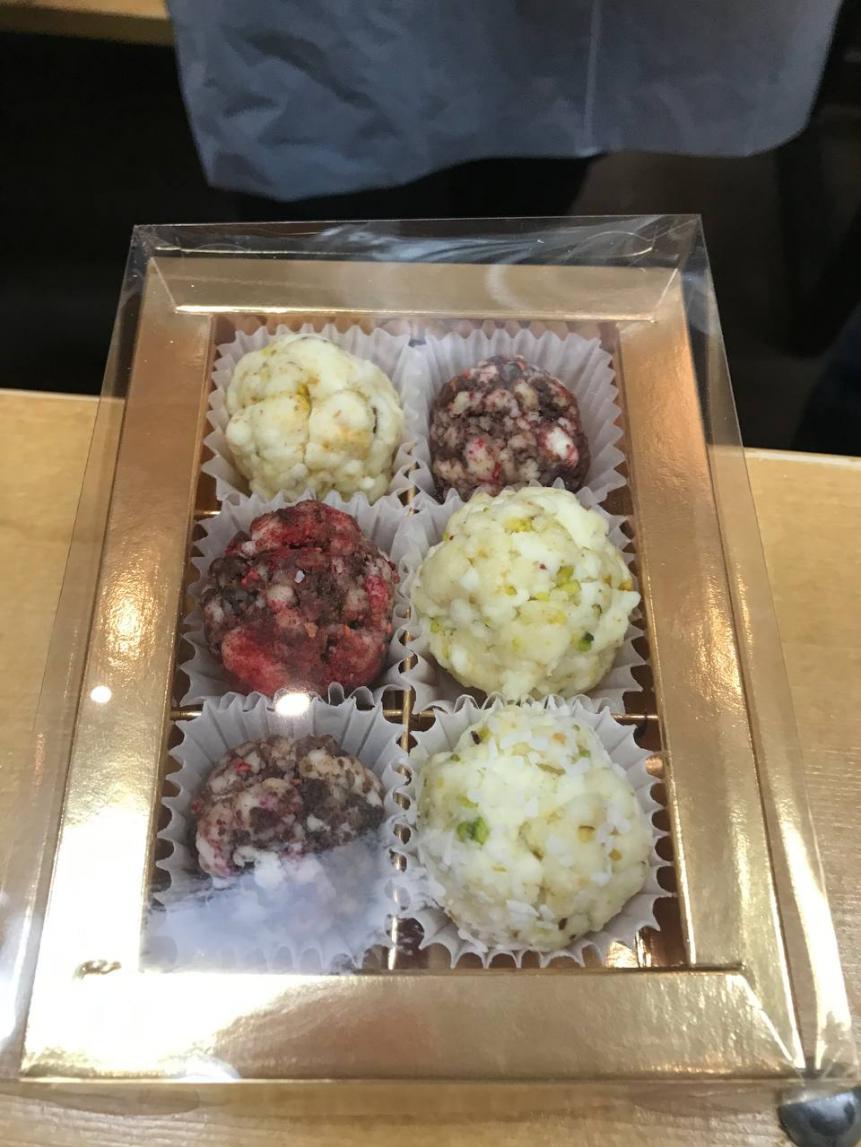 Готовые сырные конфеты